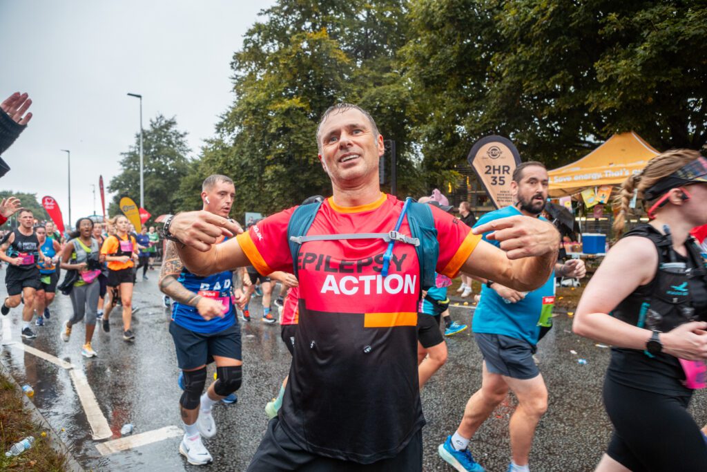 Runner in a rainy day of the GNR24