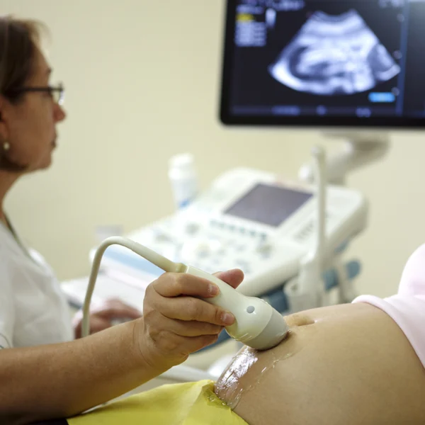 Baroness amos report calls for urgent reform of nhs maternity services in england